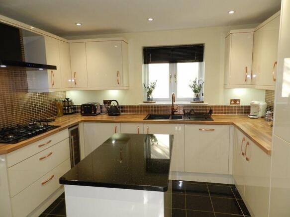 Fitted Kitchen