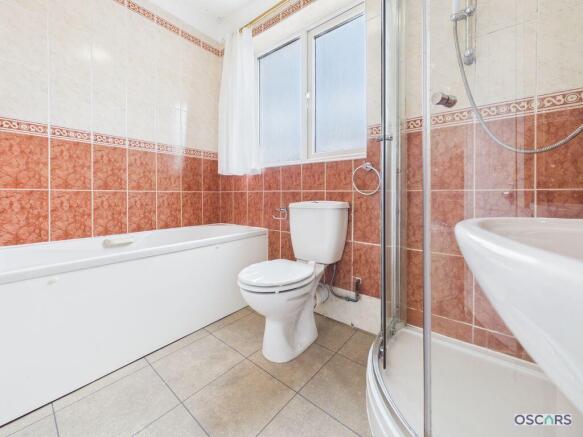 3 bed Terraced for sale Image 8