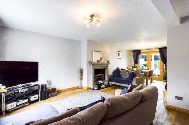 Living/Dining Room