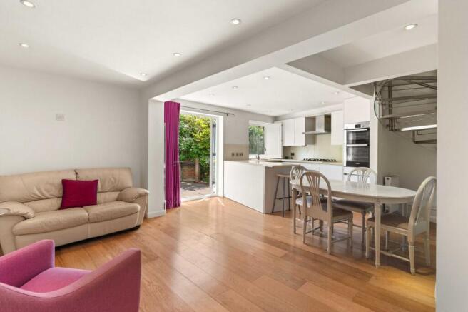 Kitchen/Living