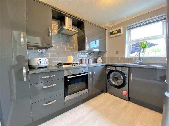 Stylish Modern Kitchen 540