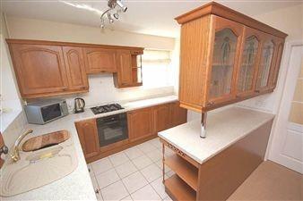 LIVING/DINING KITCHEN