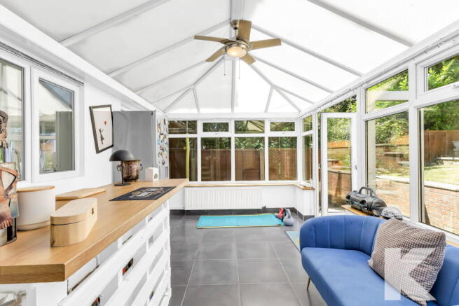 4 bed Detached for sale Image 11