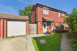 9, Skeffling Close, Reading RG6 3XS