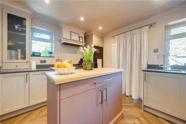5 bed End of Terrace for sale Image 10