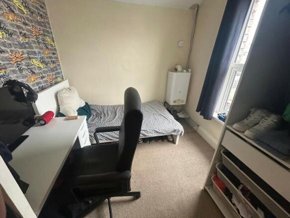 Photo 11