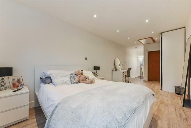 Annexe Lounge/Bedroom