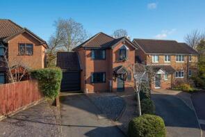 15, Cherrywood Rise, Ashford TN25 4QA