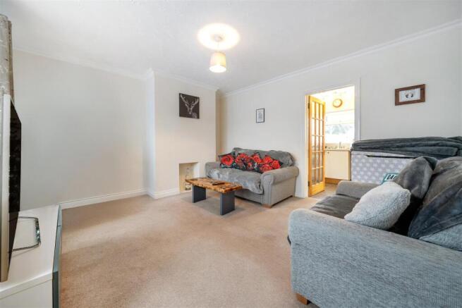 10 Hortonsfield Road, Yardley Gobion.JPG