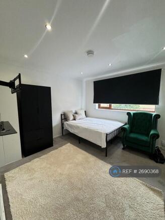 Room 5 Double Room Media Wall- £700-850