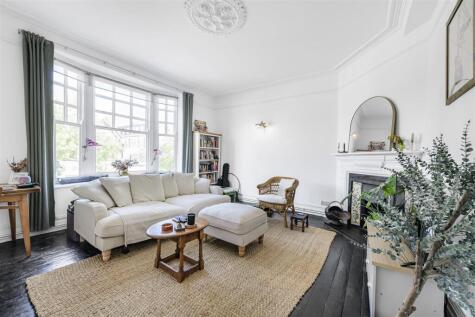 Upper Richmond Road West, East Sheen, SW14