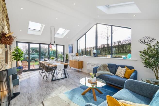 4 bed Character Property for sale Image 8