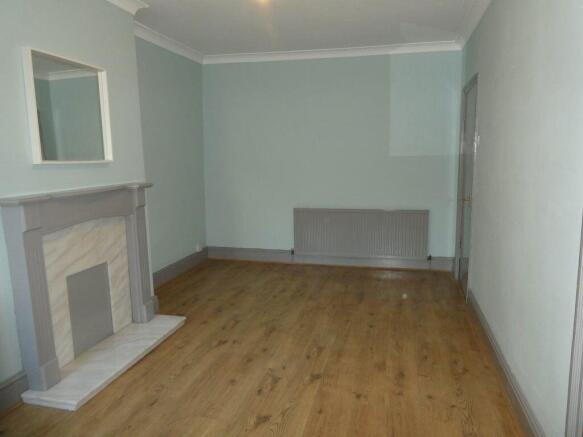3 bed Terraced to rent Image 7