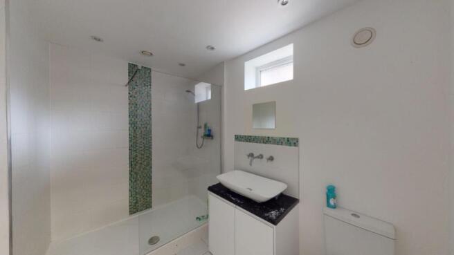 15-Waverley-Street-06052020_100207_lge