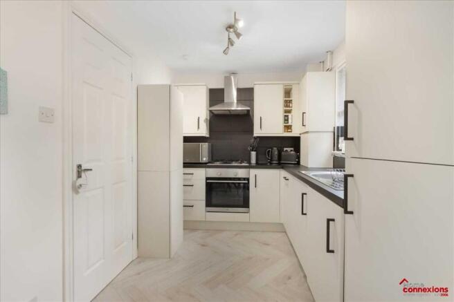 Kitchen Dining (3)