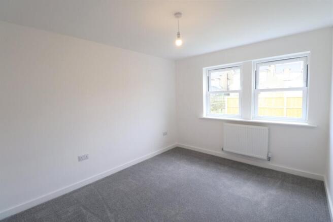 3 bed House for sale Image 6