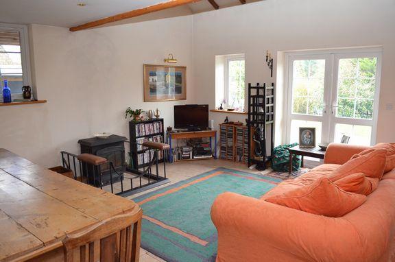 Annexe lounge