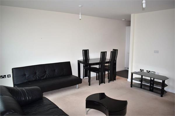 Lounge / Dining Room