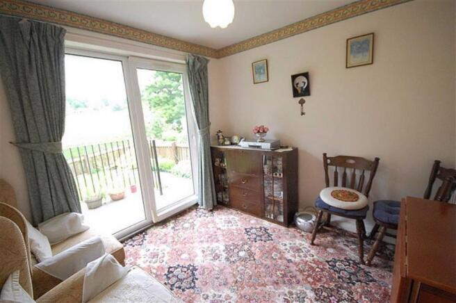 Dining Room/Bedroom 