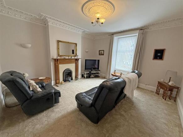Living Room.jpg