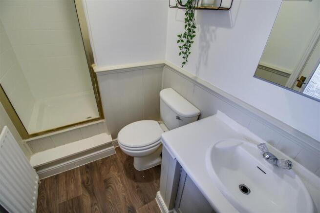 2 bed Terraced for sale Image 8