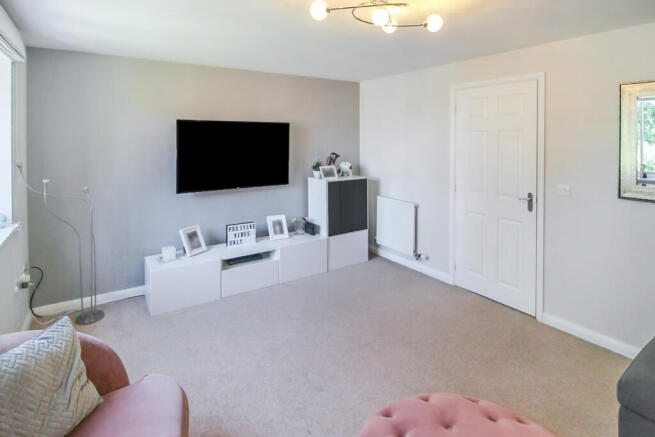 4 bed Town House for sale Image 6