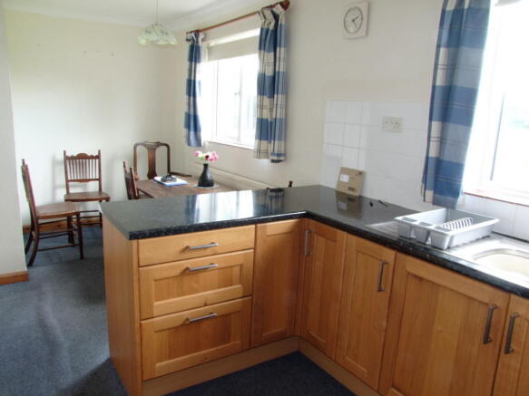 kitchen/dining ro...