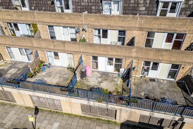 48 Lampards Building, Morford Street Bath, BA1 2RW