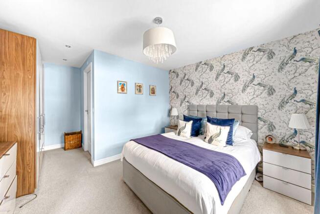 4 bed Detached for sale Image 10