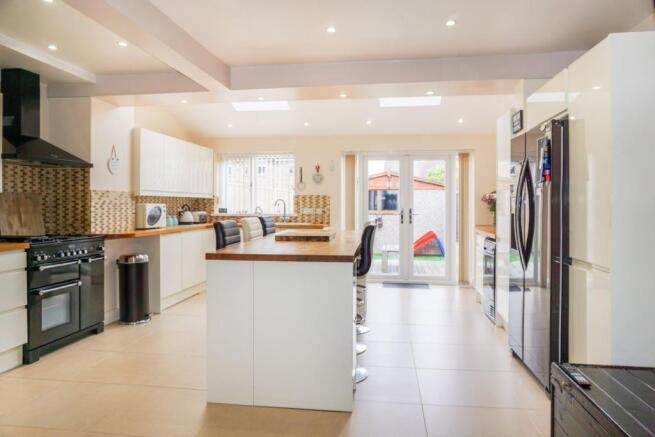 Kitchen/Breakfast