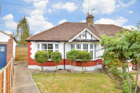 Seaforth Gardens, Woodford Green, Essex