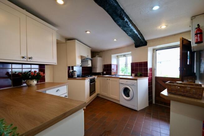Cottage kitchen