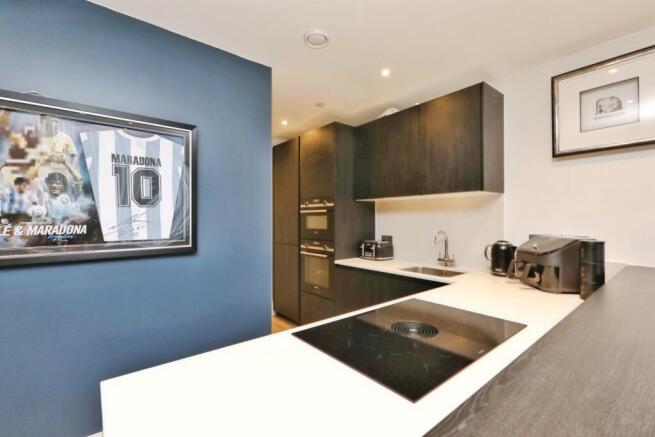 1 bed Flat for sale Image 8
