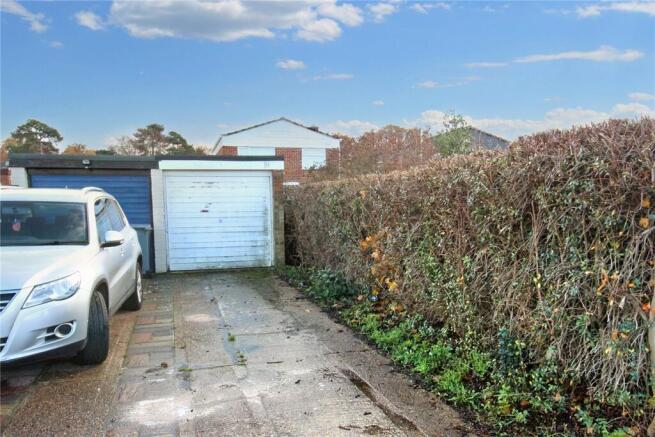 Garage & Driveway