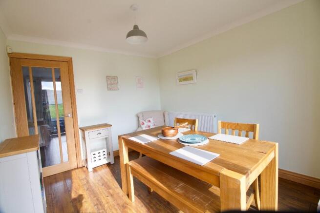 LIGHT & SPACIOUS
