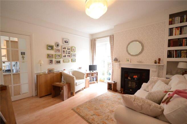 Living Room 01