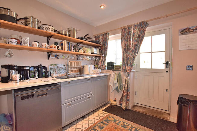 2 bed Cottage for sale Image 5