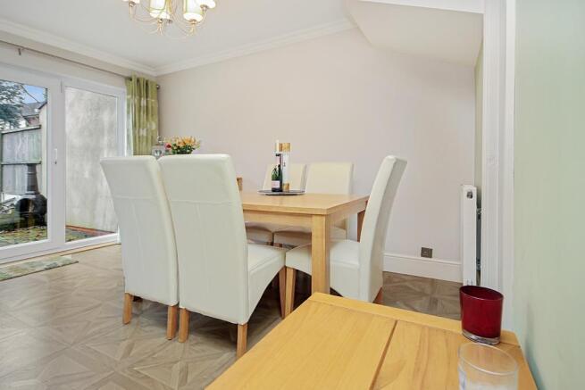 Lounge/Dining Room