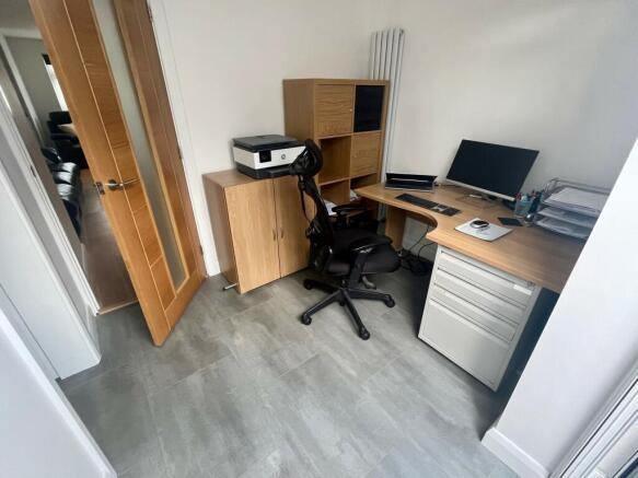 Photo 9
