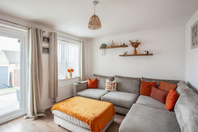 3 bed Semi-Detached for sale Image 9