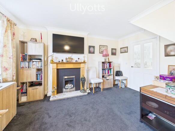 2 bed Semi-Detached for sale Image 4