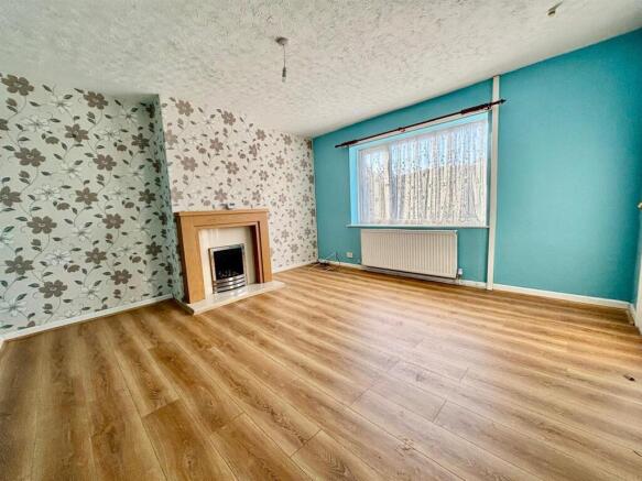 Living Room: