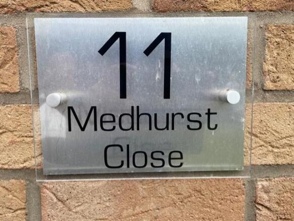 Number plaque