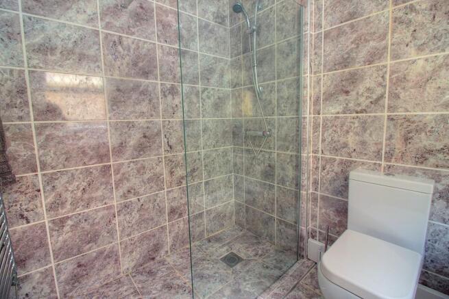 Downstairs Shower...