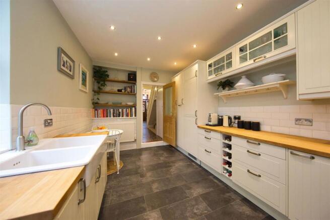 132 Moorland Rd 1369.jpg
