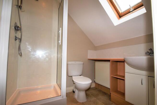 EN SUITE