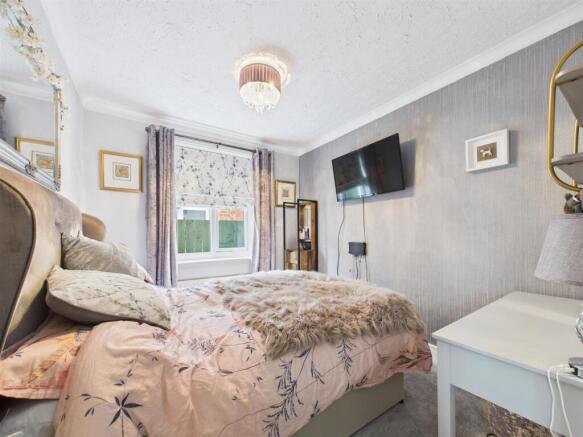 bed 3.jpg
