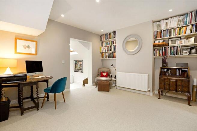 Sitting Room Area