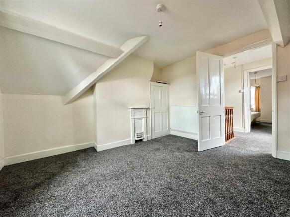 Bedroom5.jpg