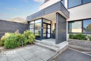8, Strata House, Batavia Road, Sunbury-on-thames TW16 5DL